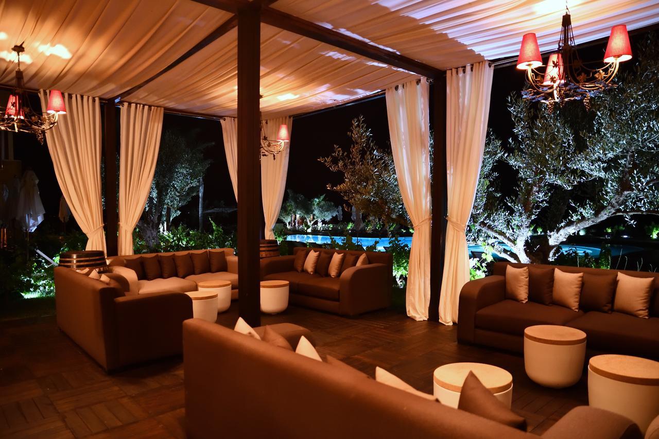 Chateau Roslane Boutique Hotel & Spa แมกเนส ภายนอก รูปภาพ